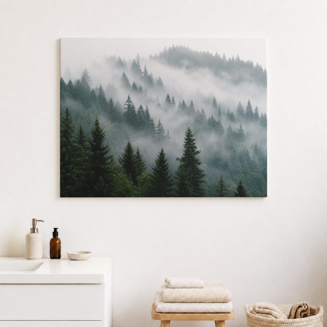 Leinwandbild Nadelwald im Morgennebel