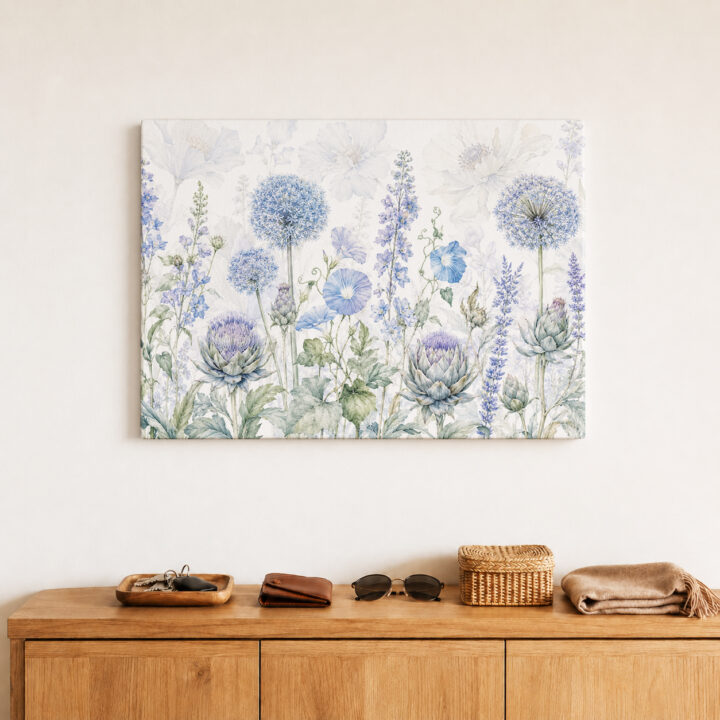 Leinwandbild Luftige Blüten in Blau und Flieder