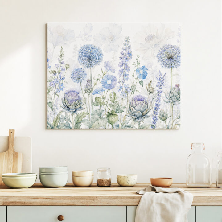 Leinwandbild Luftige Blüten in Blau und Flieder