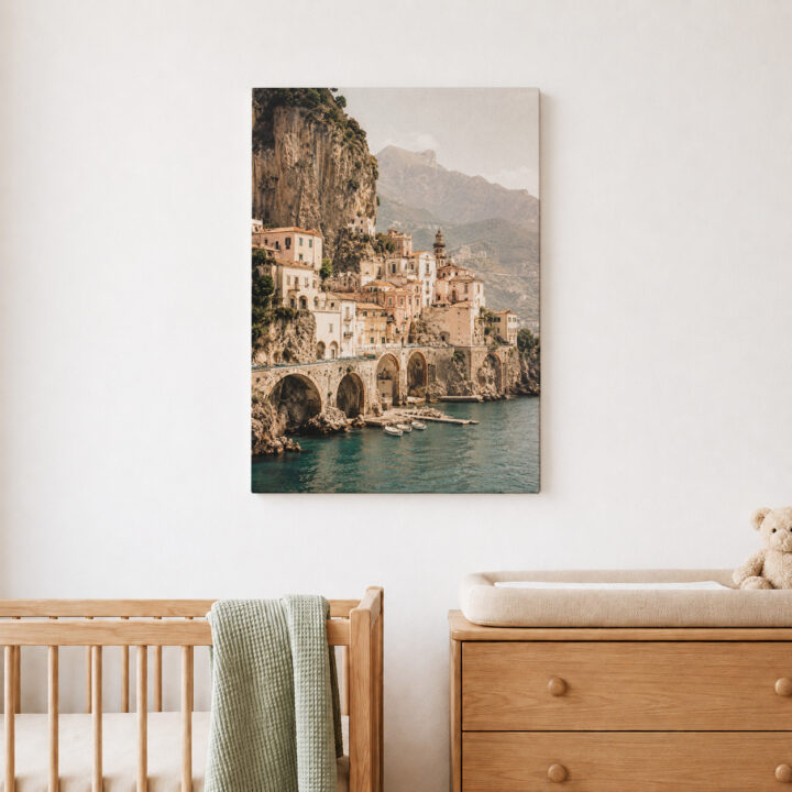 Leinwandbild Italienisches Dorf am Meer