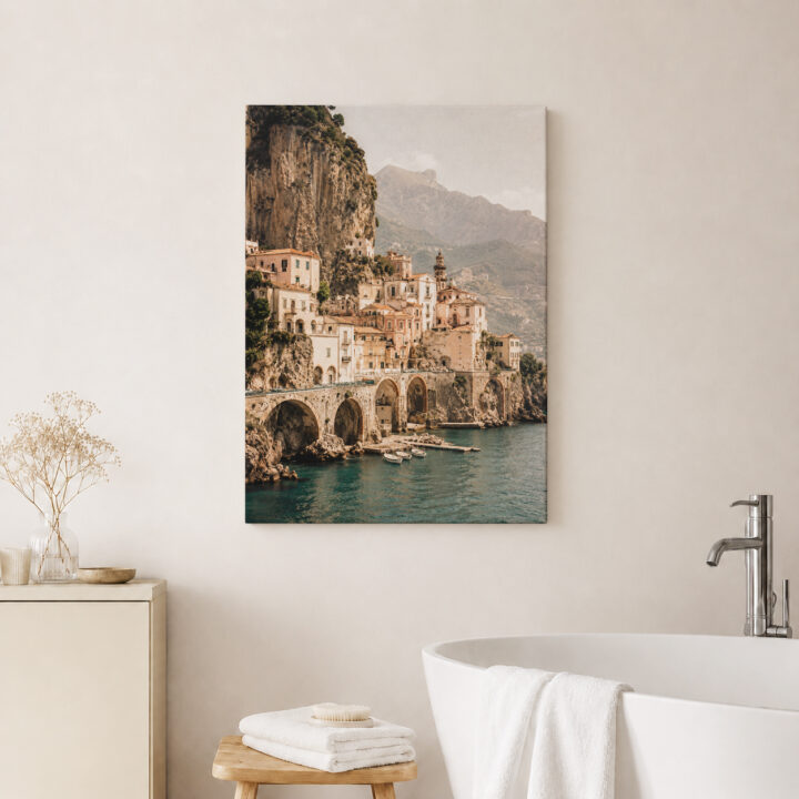 Leinwandbild Italienisches Dorf am Meer