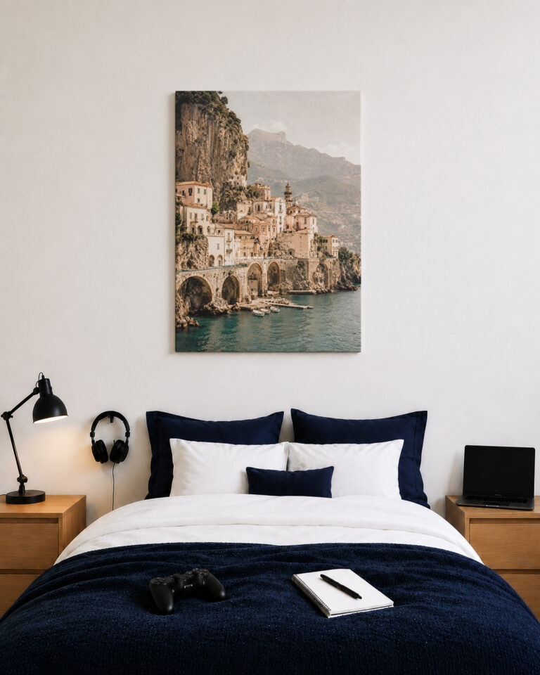 Leinwandbild Italienisches Dorf am Meer