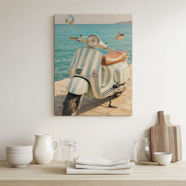 Leinwandbild Retro-Roller am Meer