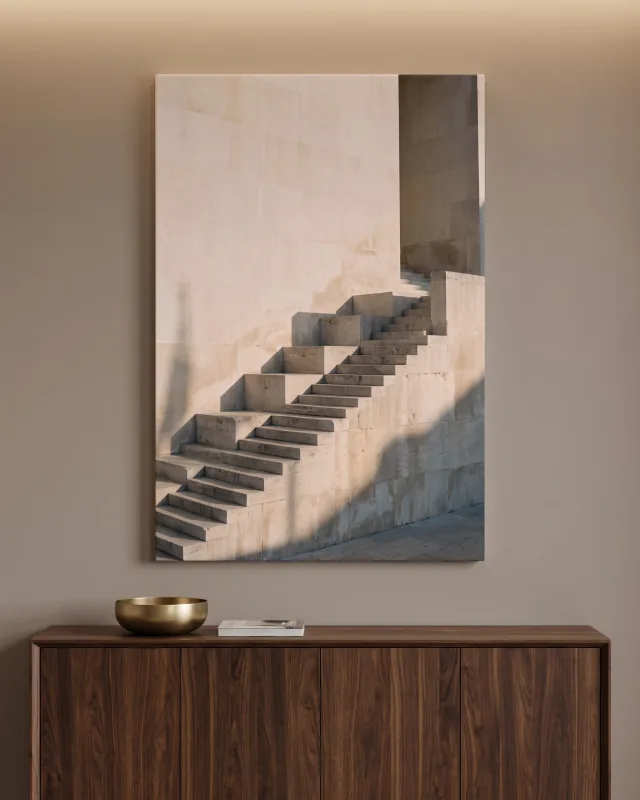 Leinwandbild – Steintreppe mit scharfem Diagonalschatten
